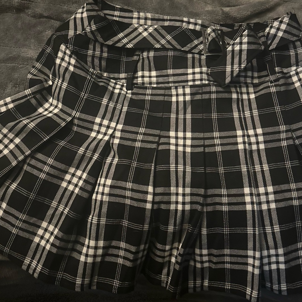 Chic Plaid Mini Skirt